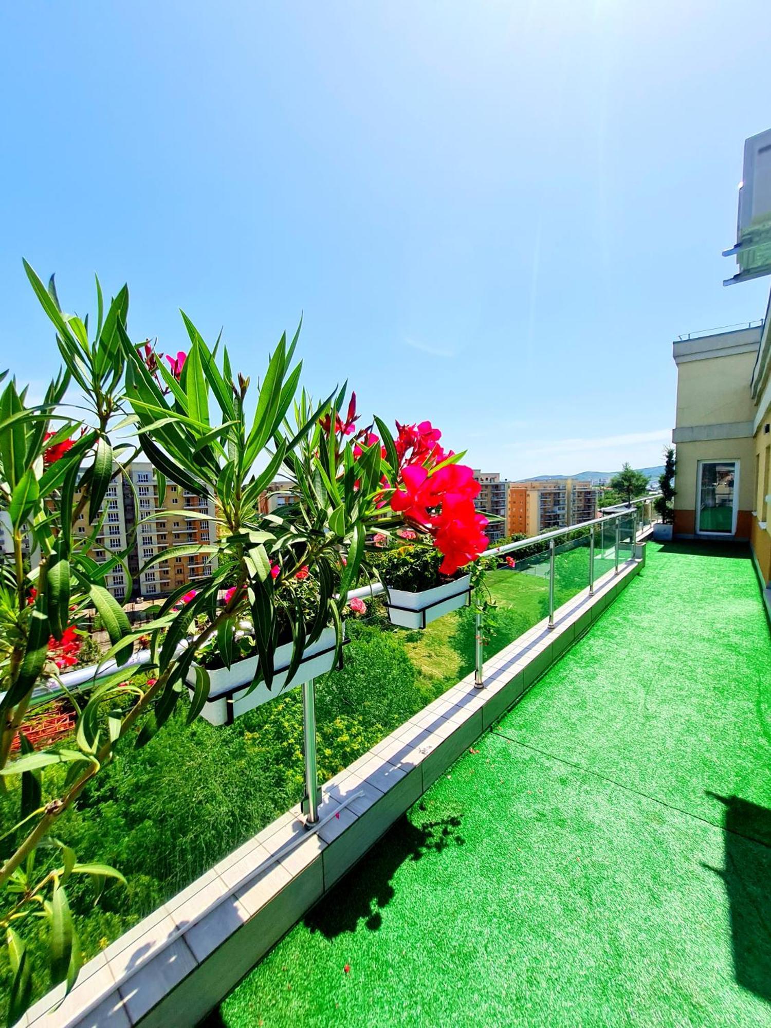 דירות Penthouse View Aeroport Iasi 2 מראה חיצוני תמונה